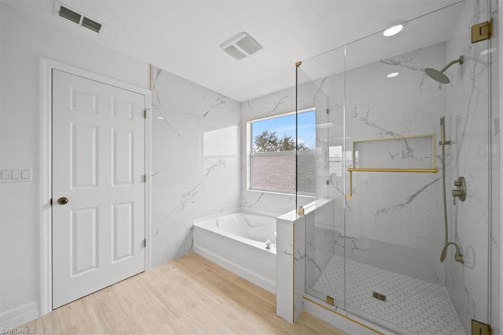 CYPRESS CAY - Residential