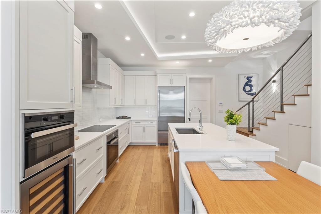 BANYAN CORNERS - Residential