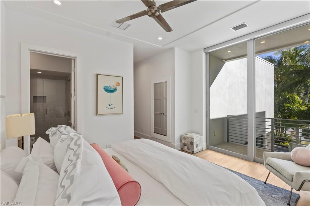 BANYAN CORNERS - Residential