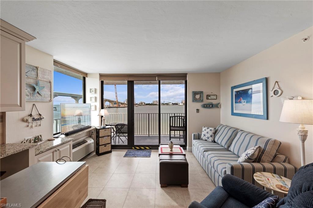 LOVERS KEY BEACH CLUB - Residential