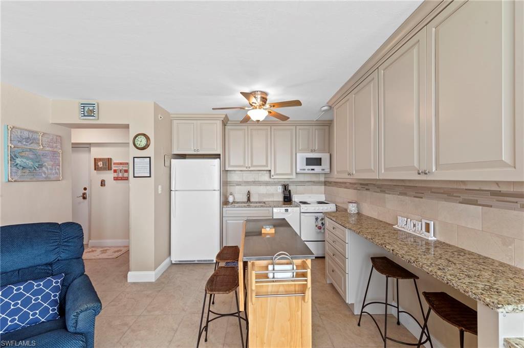 LOVERS KEY BEACH CLUB - Residential