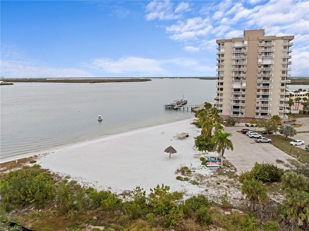 LOVERS KEY BEACH CLUB - Residential