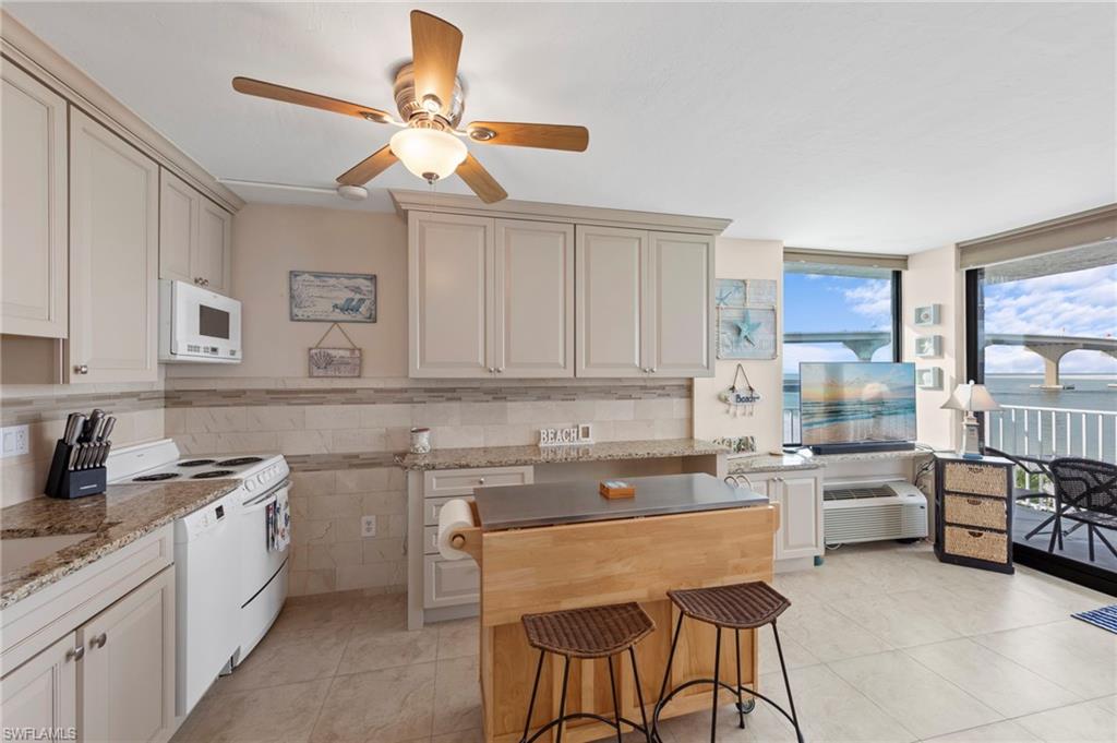 LOVERS KEY BEACH CLUB - Residential