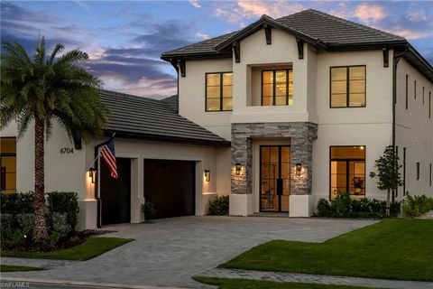 6704 Newport RD NAPLES FL 34109