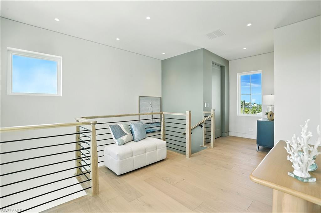 MCPHIE PARK - Residential