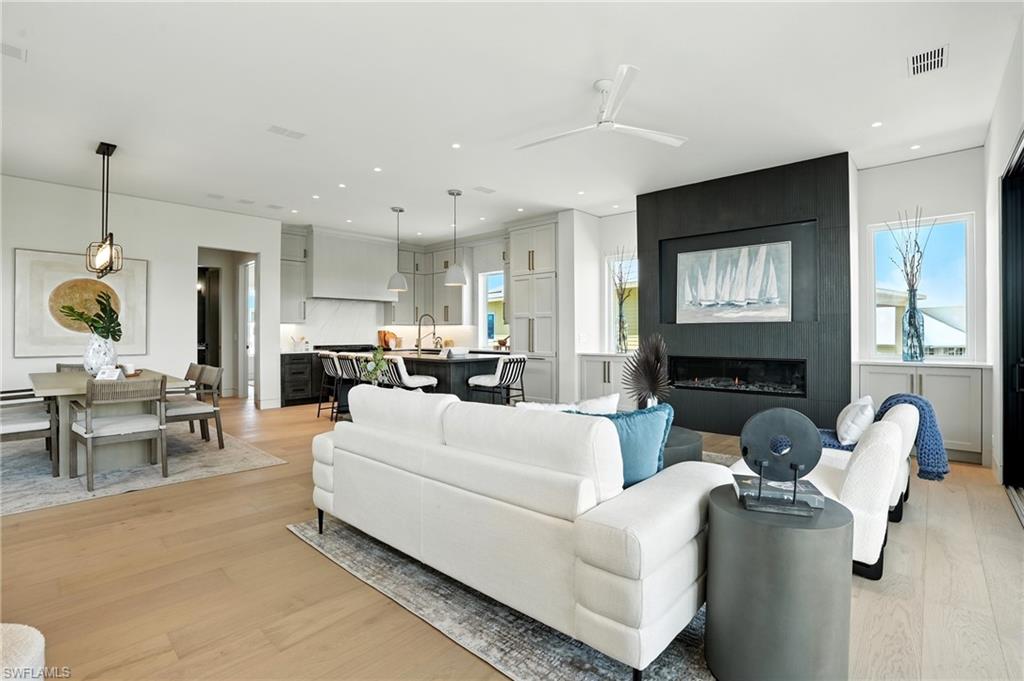 MCPHIE PARK - Residential