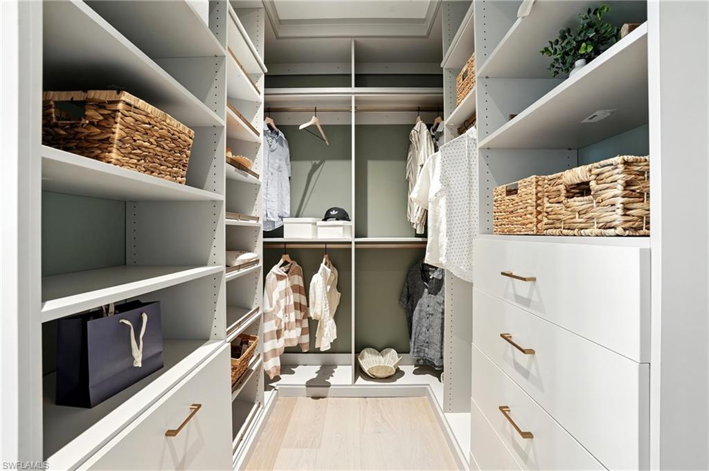 MCPHIE PARK - Residential