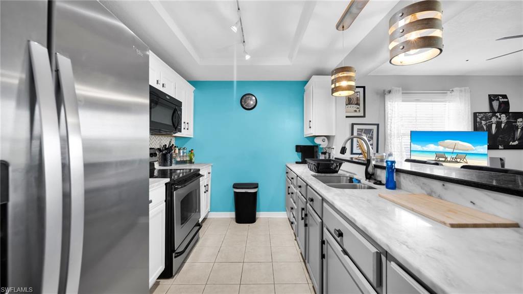 PALMS AT WATERS EDGE - Residential