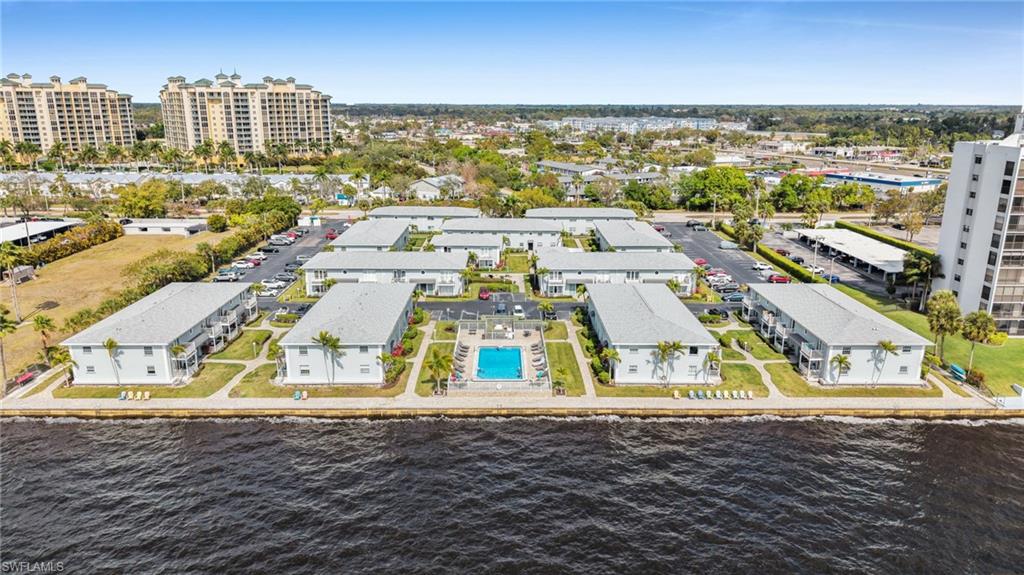 PALMS AT WATERS EDGE - Residential