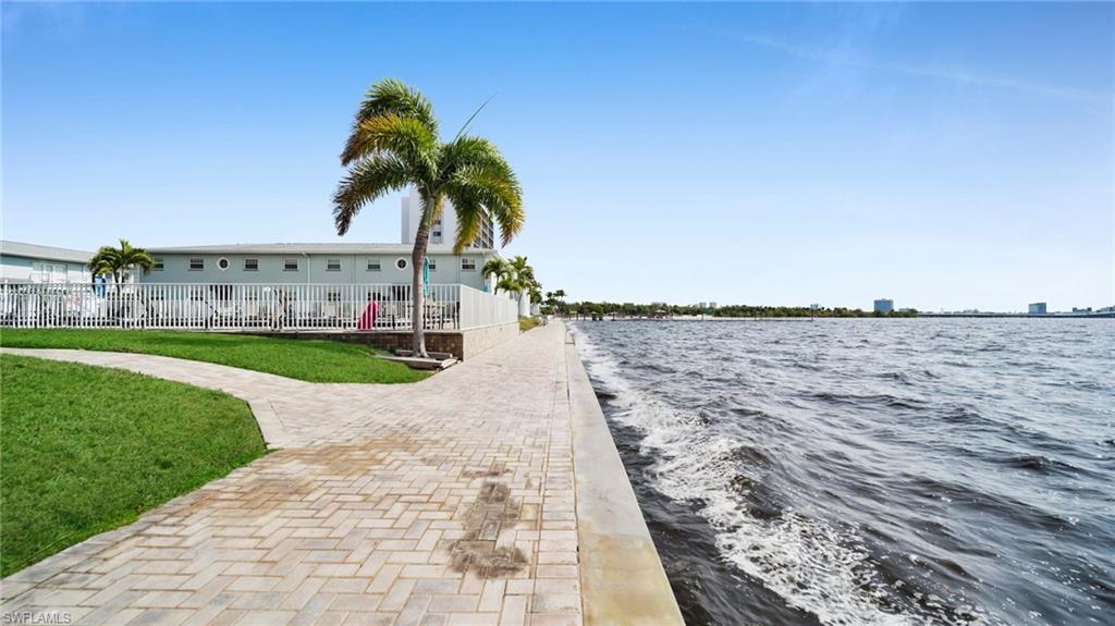 PALMS AT WATERS EDGE - Residential