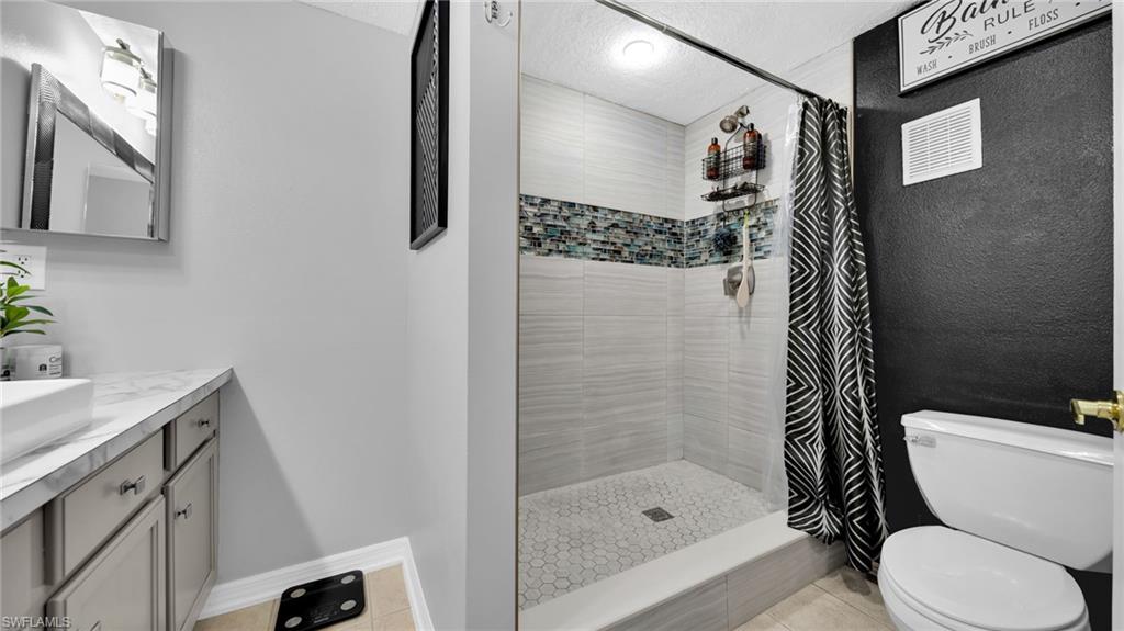 PALMS AT WATERS EDGE - Residential