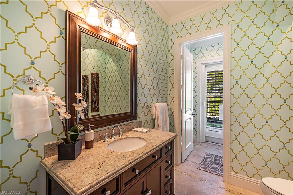 AQUALANE SHORES - Residential