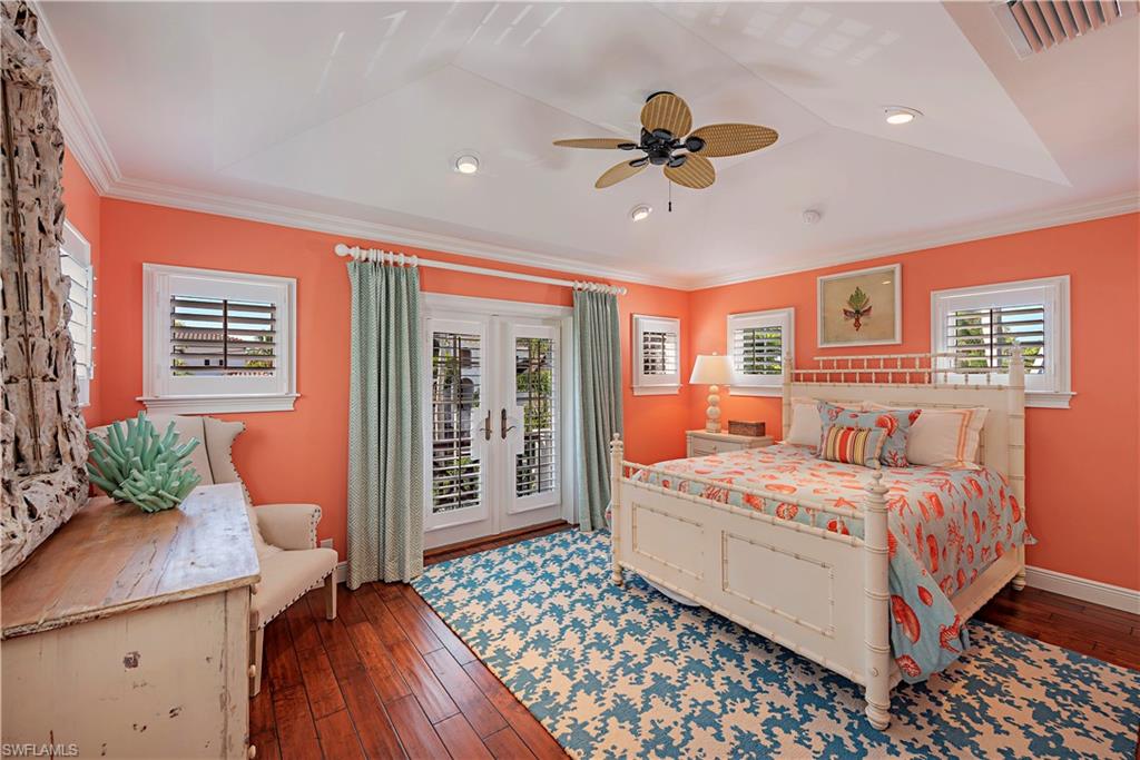 AQUALANE SHORES - Residential