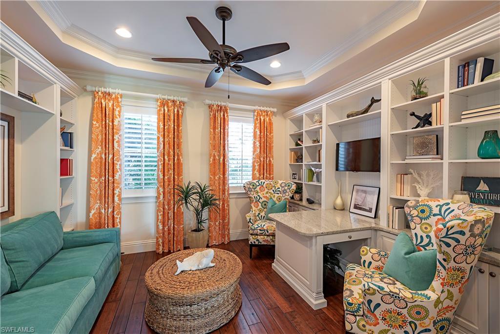 AQUALANE SHORES - Residential