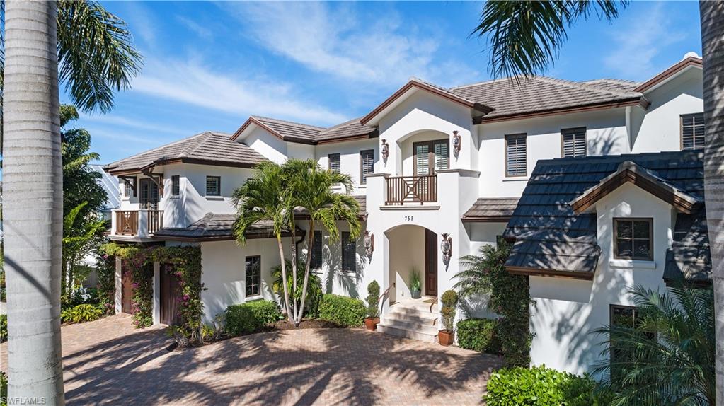 AQUALANE SHORES - Residential