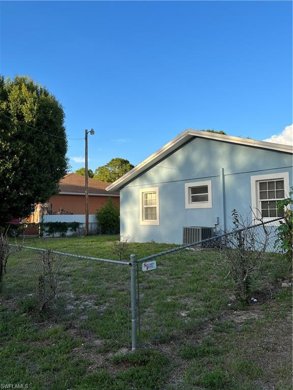 LEHIGH ACRES - Residential