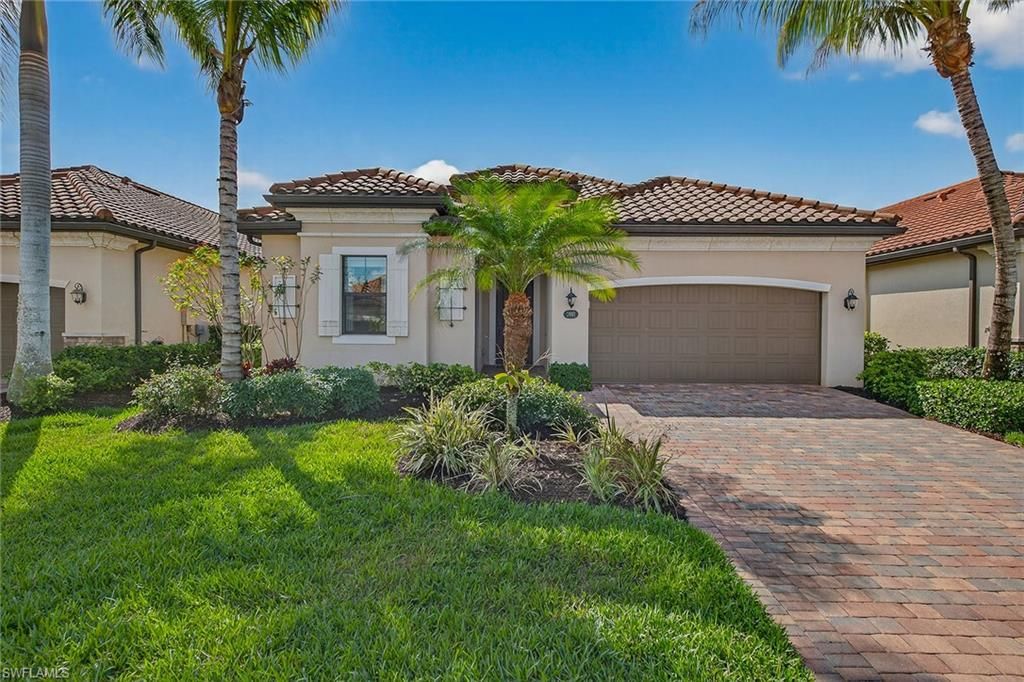 Photo of 3001 Aviamar CIR, NAPLES, FL 34114 (MLS # 226010719)