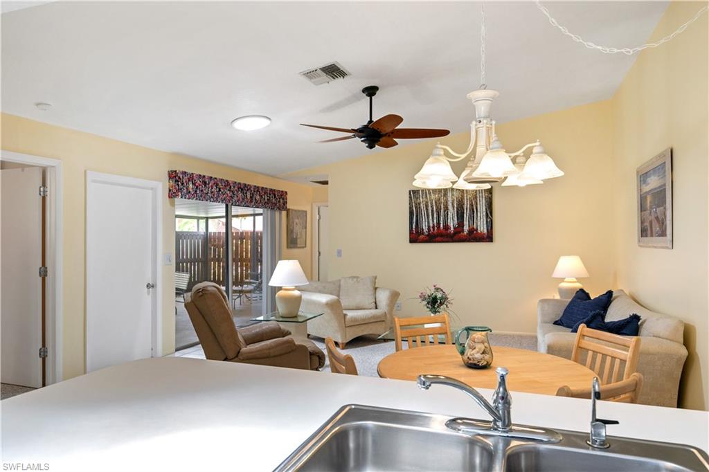 FOXMOOR LAKES - Residential