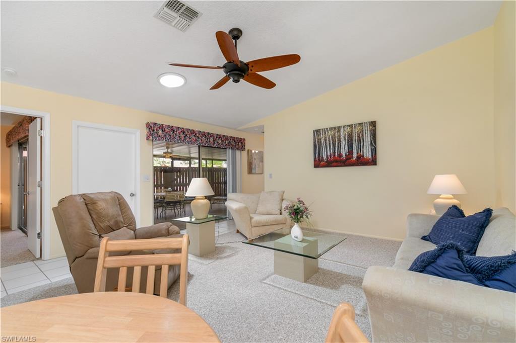 FOXMOOR LAKES - Residential