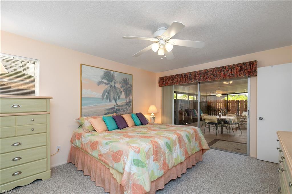 FOXMOOR LAKES - Residential