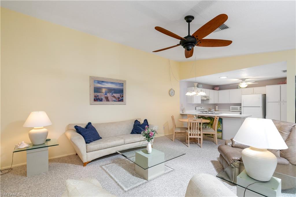 FOXMOOR LAKES - Residential