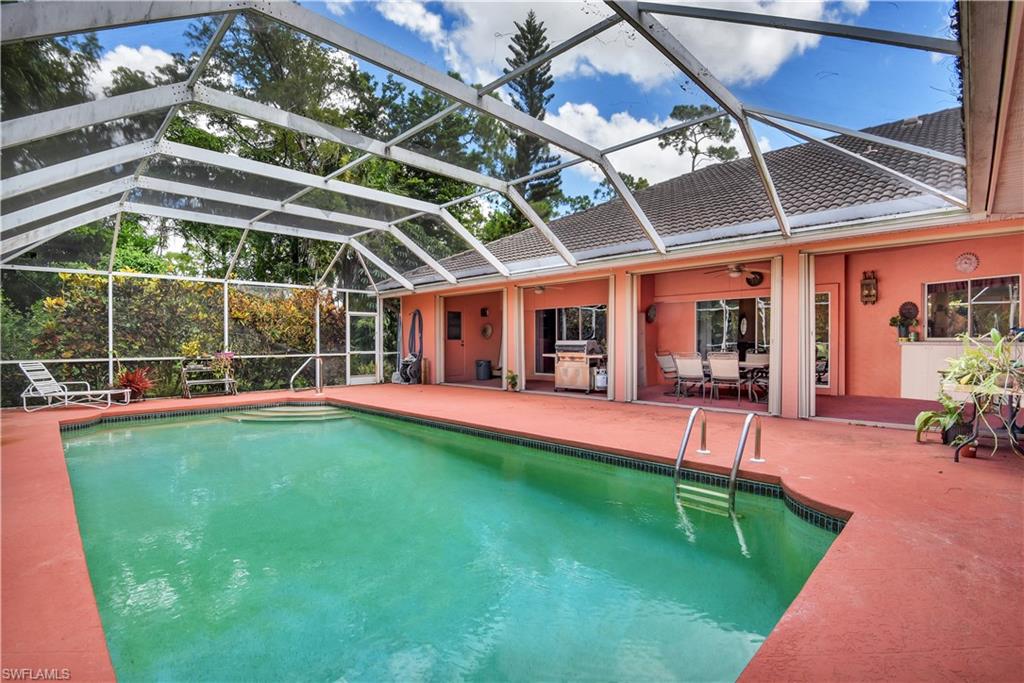 GOLDEN GATE ESTATES - Residential