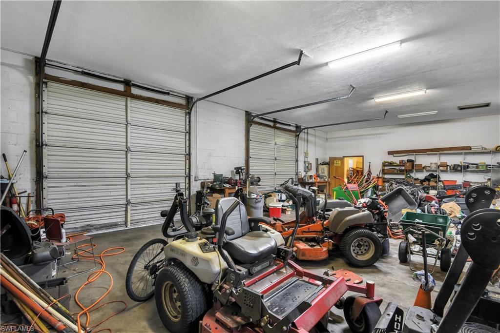 GOLDEN GATE ESTATES - Residential