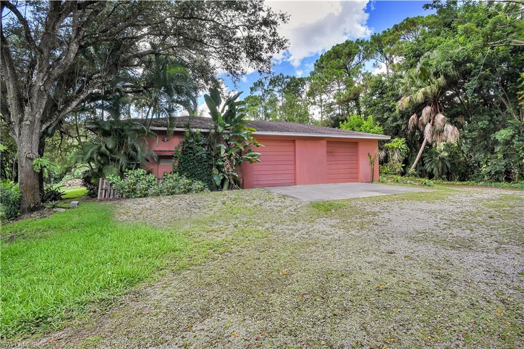 GOLDEN GATE ESTATES - Residential