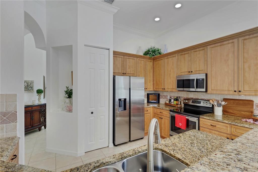 CASCADES AT ESTERO - Residential