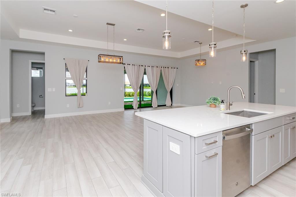 SKYSAIL - Residential