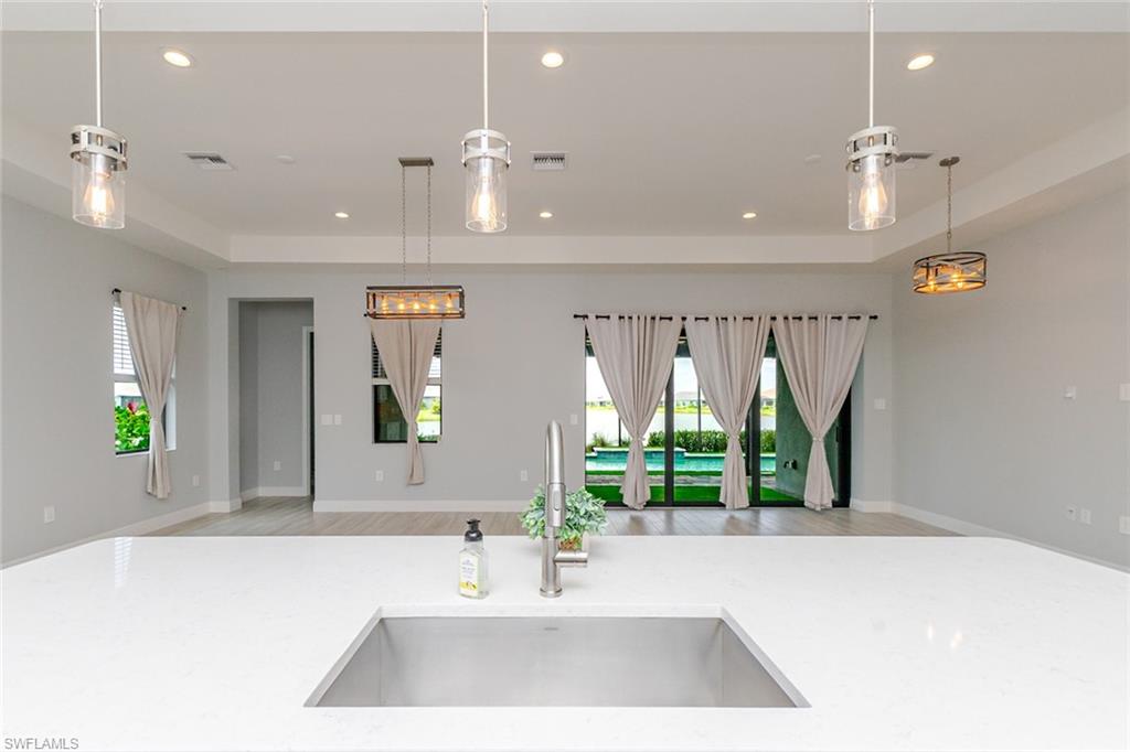 SKYSAIL - Residential