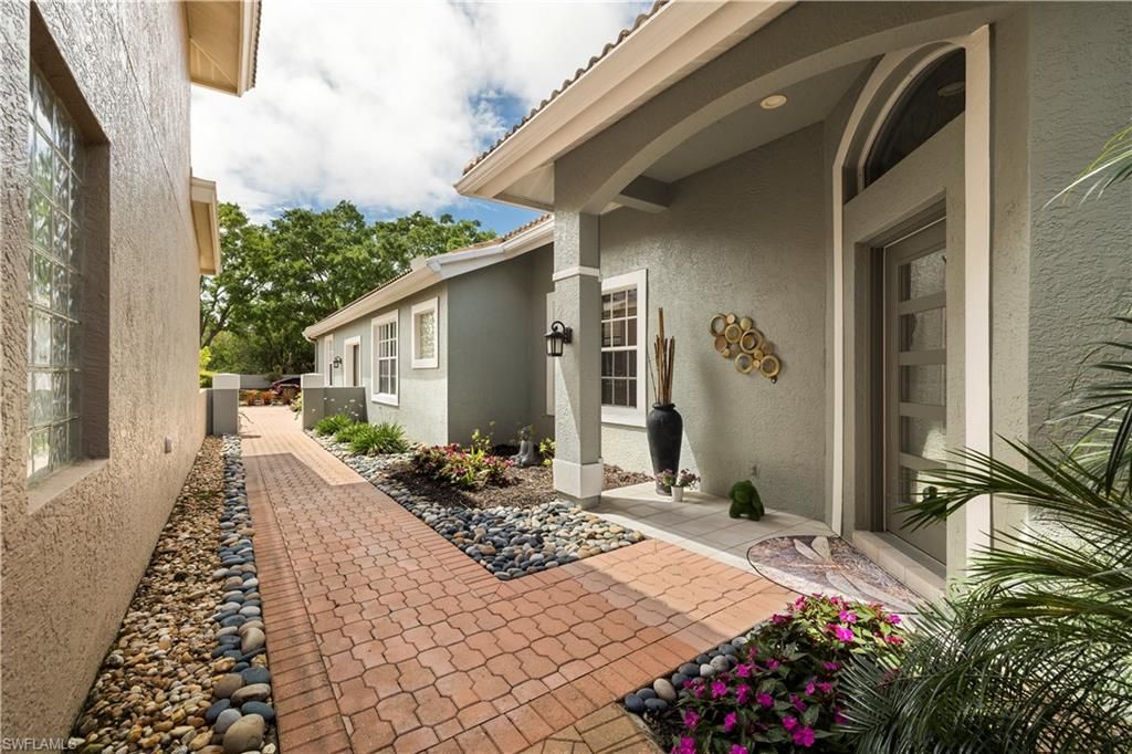 Photo of 11584 Quail Village WAY, NAPLES, FL 34119 (MLS # 226016134)