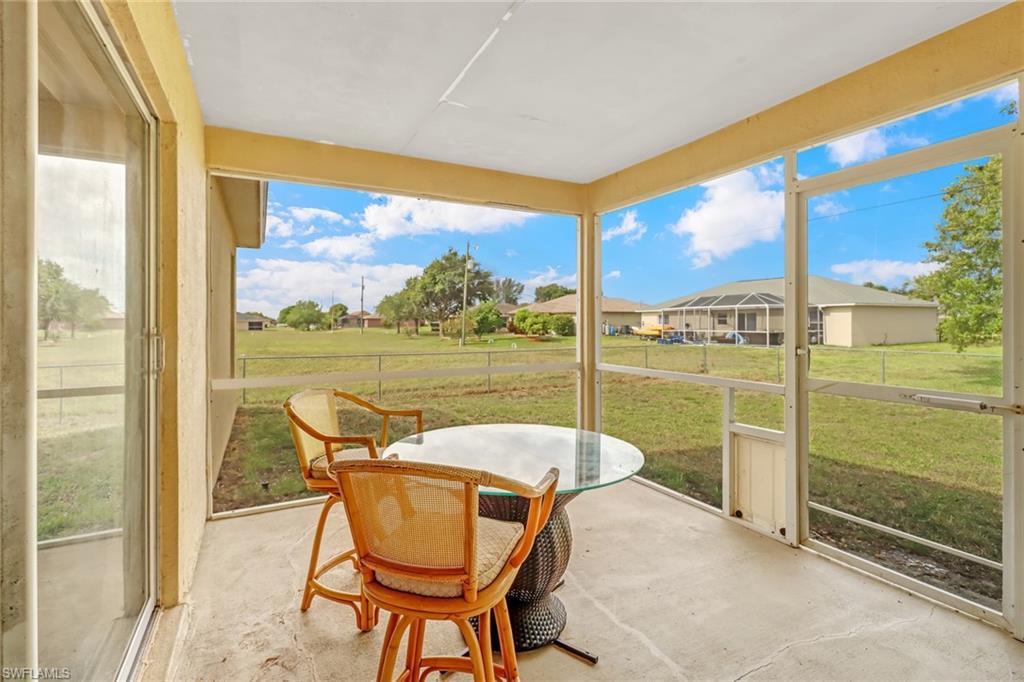 CAPE CORAL - Residential