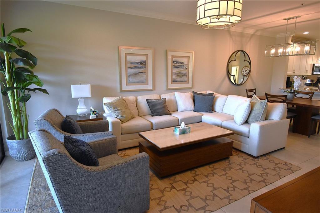 ESPLANADE - Residential Lease