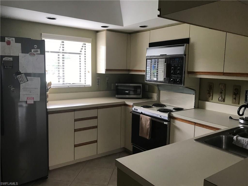 NAPLES BATH AND TENNIS CLUB - Residential