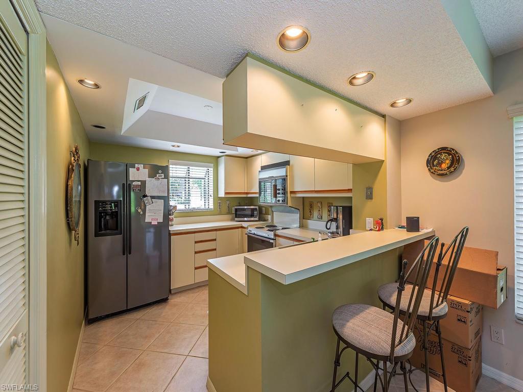 NAPLES BATH AND TENNIS CLUB - Residential