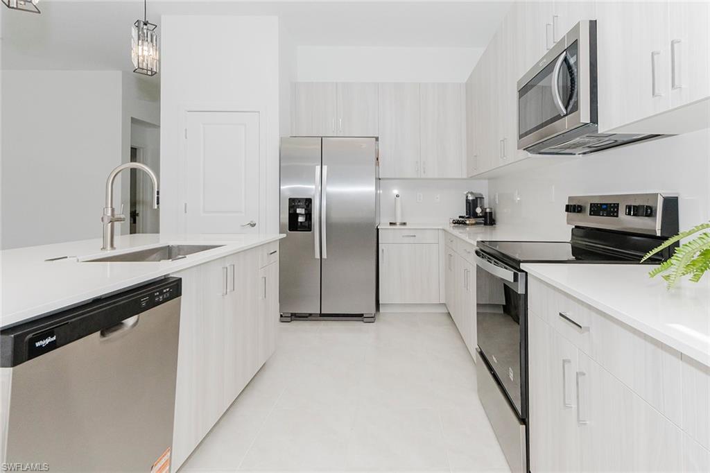 SILVERWOOD - Residential Lease