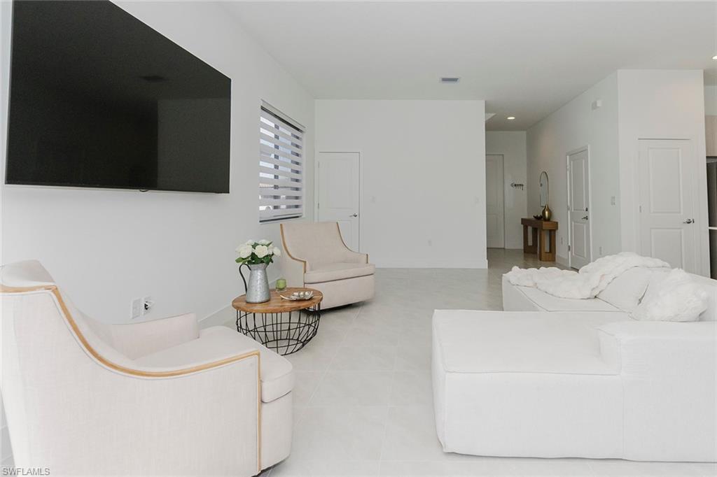 SILVERWOOD - Residential Lease