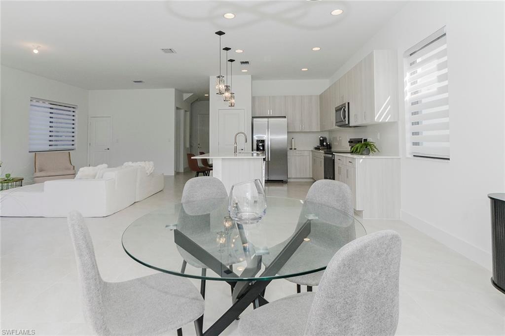 SILVERWOOD - Residential Lease