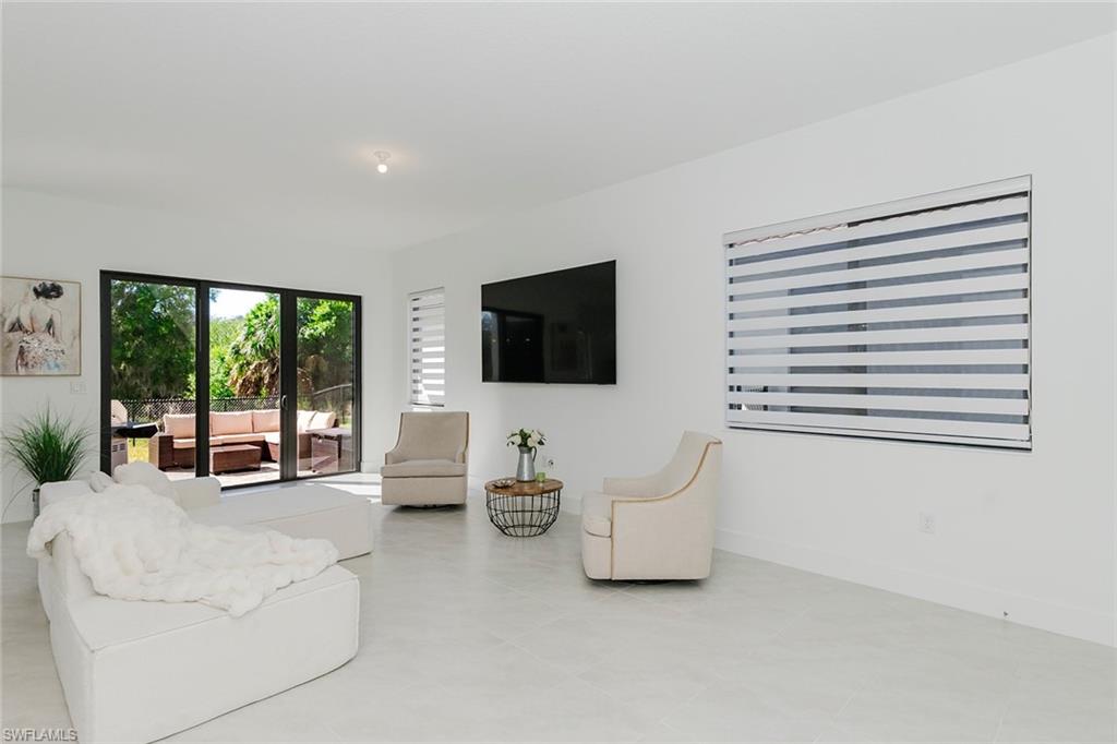 SILVERWOOD - Residential Lease