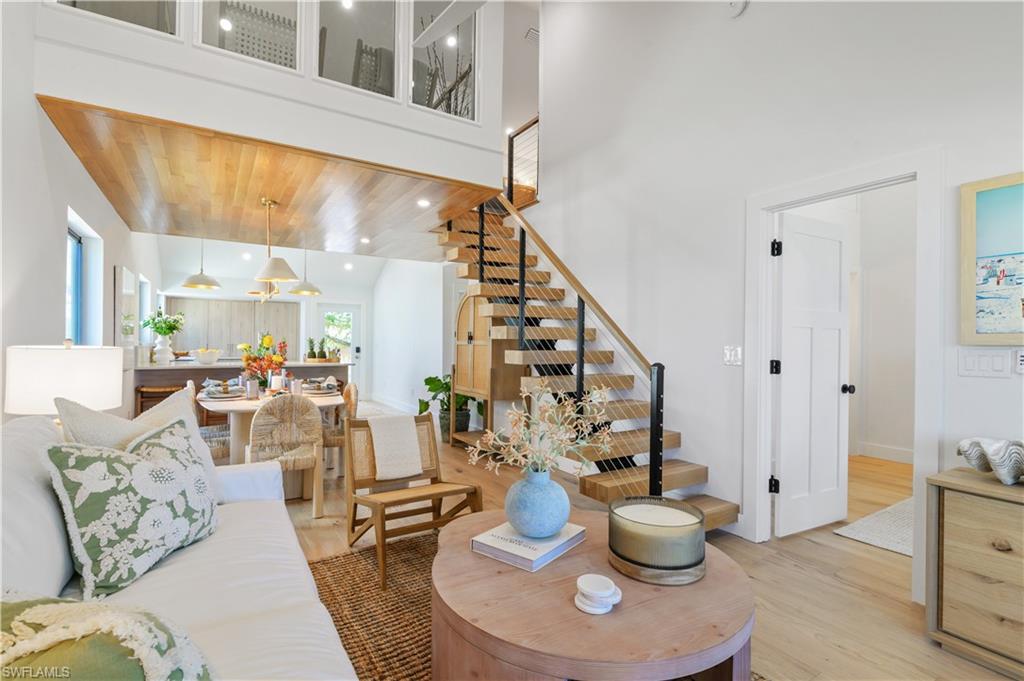 BEACH COTTAGES - Residential