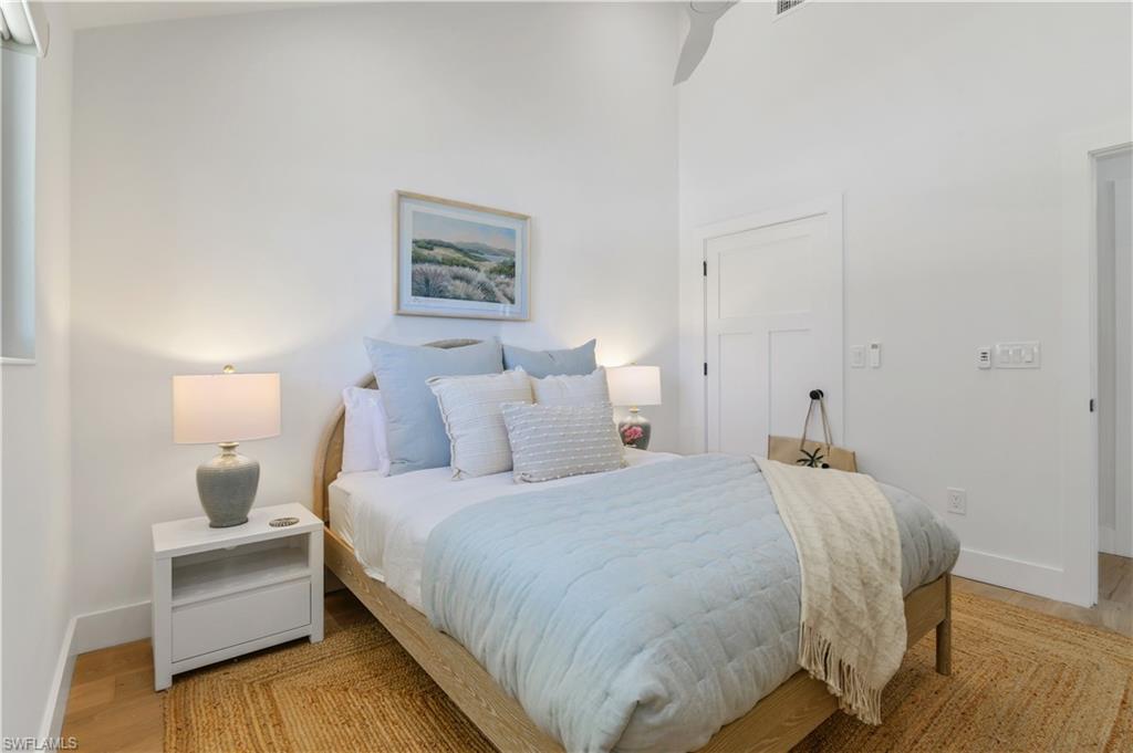 BEACH COTTAGES - Residential