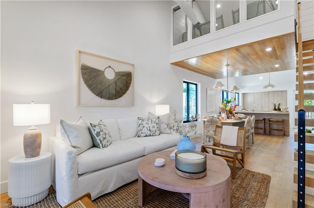 BEACH COTTAGES - Residential