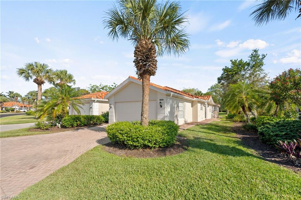 VILLAGE WALK - Residential