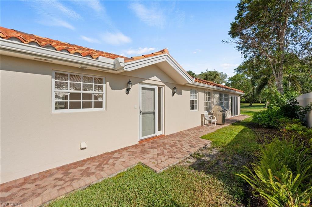 VILLAGE WALK - Residential