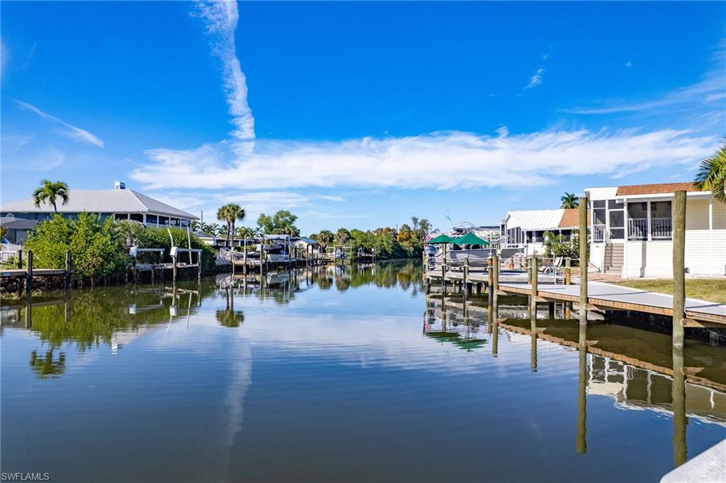 BAYSIDE ESTATES - Land