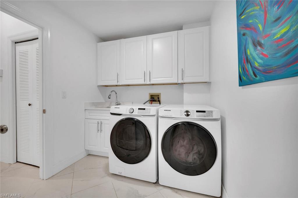 BAYCREST - Residential