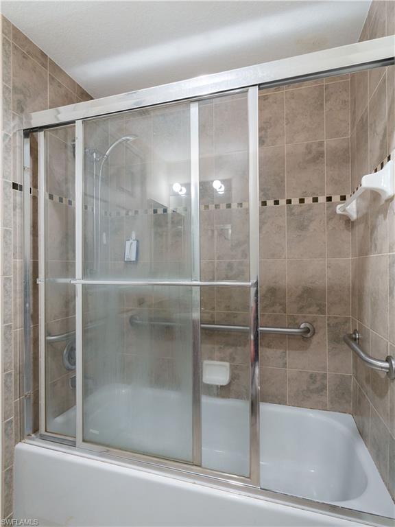 VAN LOON COMMONS - Residential