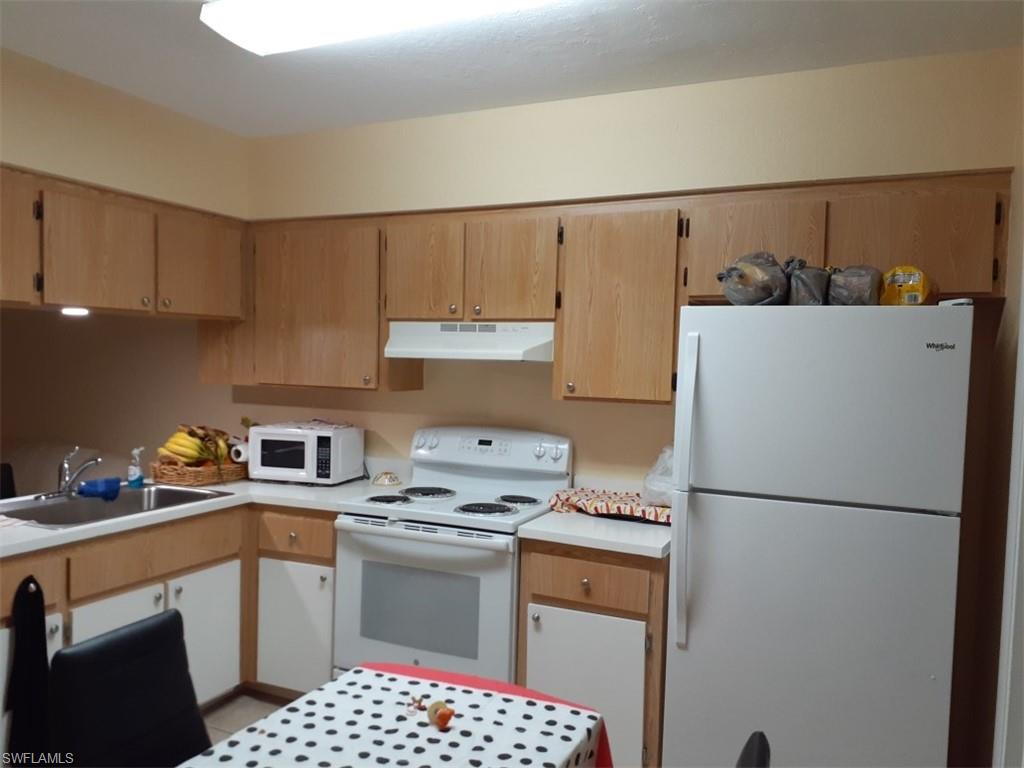 GOLDEN GATE CITY - Residential