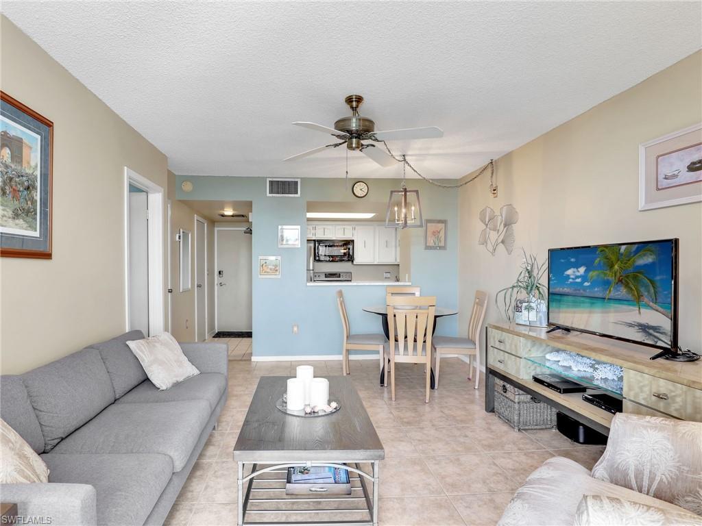 180 Seaview CT 502